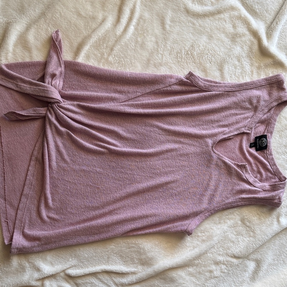 Women's light pink almost purple Sleeveless Top
